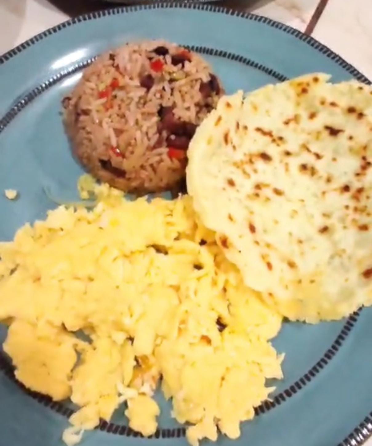 Desayuno Típico - Gallo Pinto