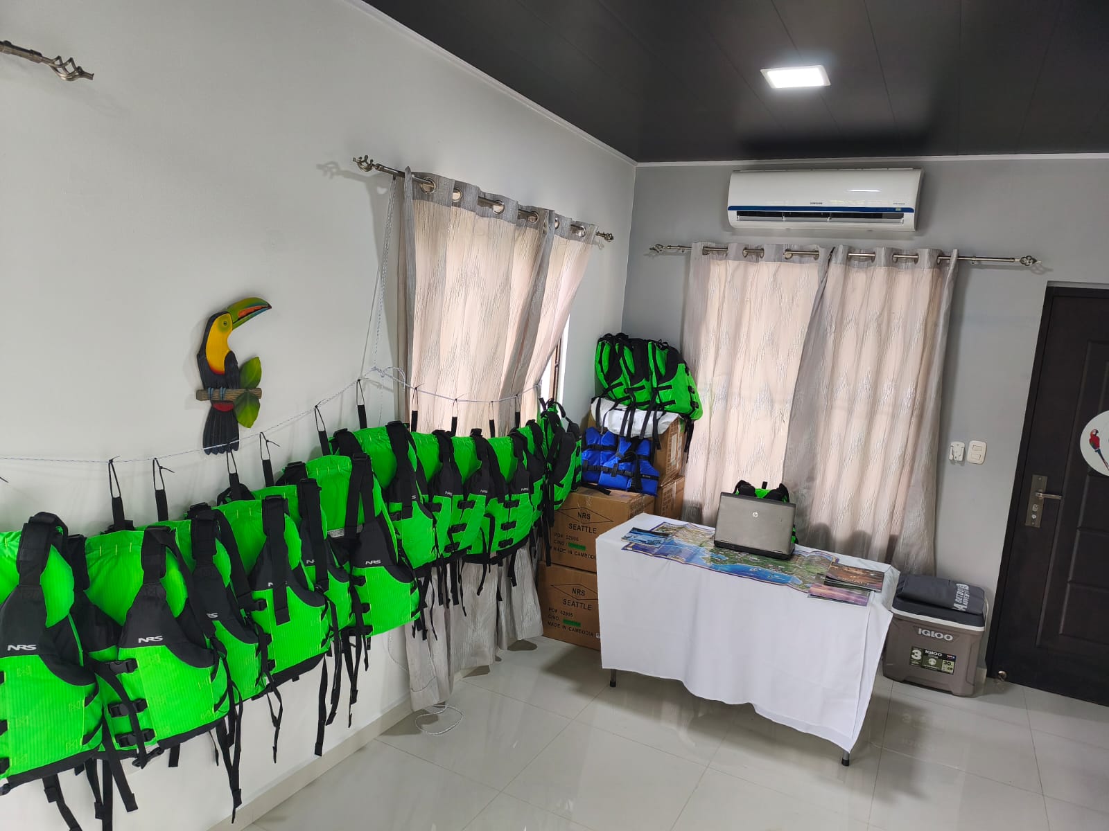 Blue Emotions Tours Office